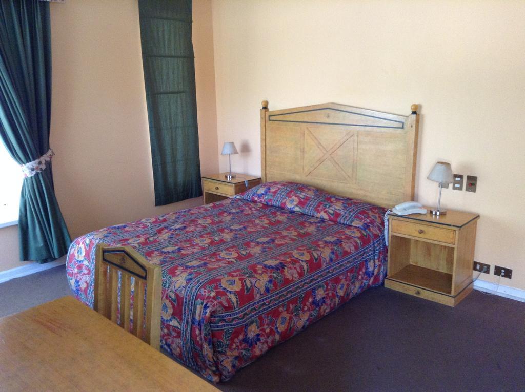 Hotel Alicante Chillán Szoba fotó